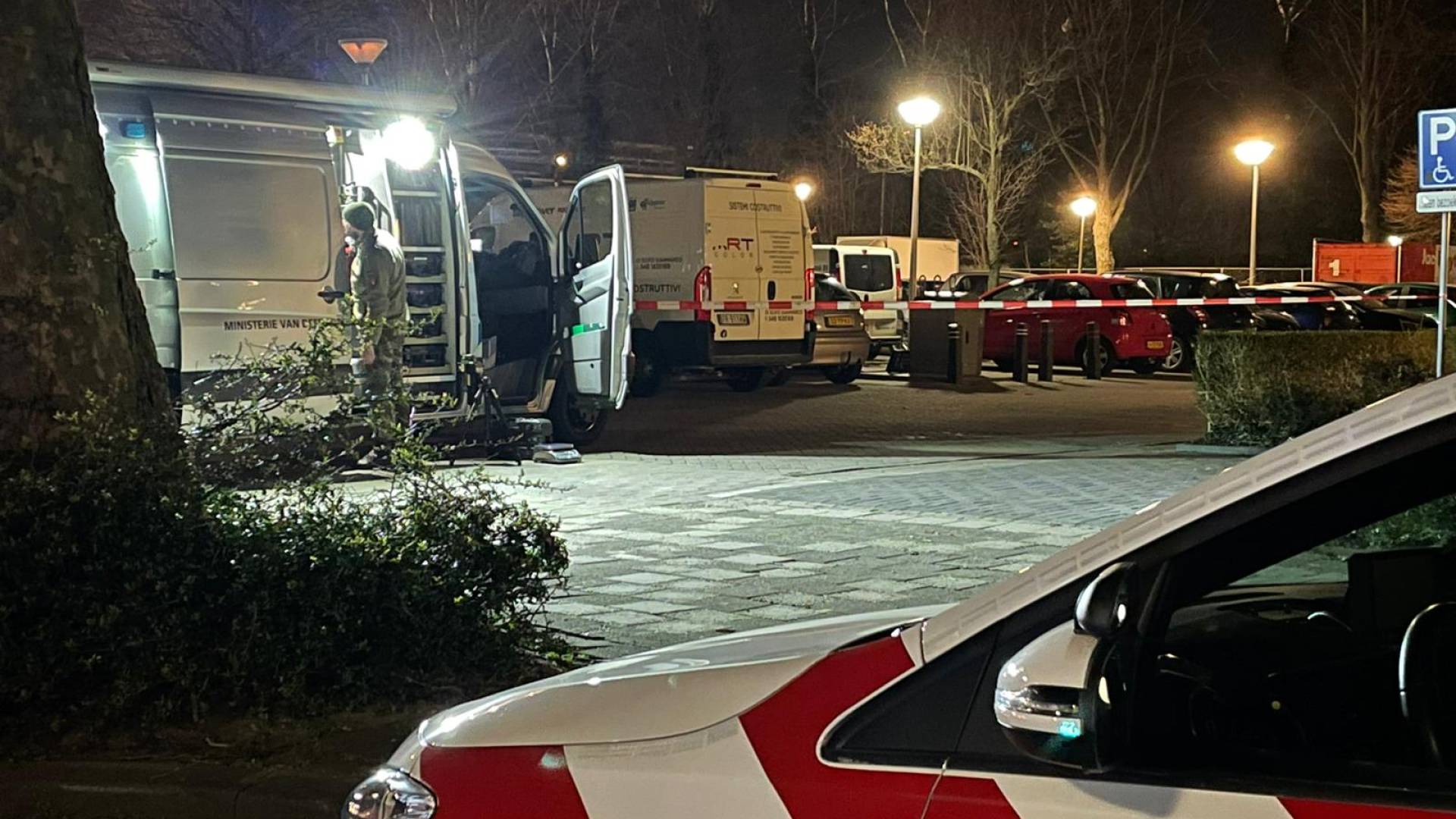 الشرطة الهولندية تتخلص من عبوة ناسفة في رويرموند قبل انفجارها