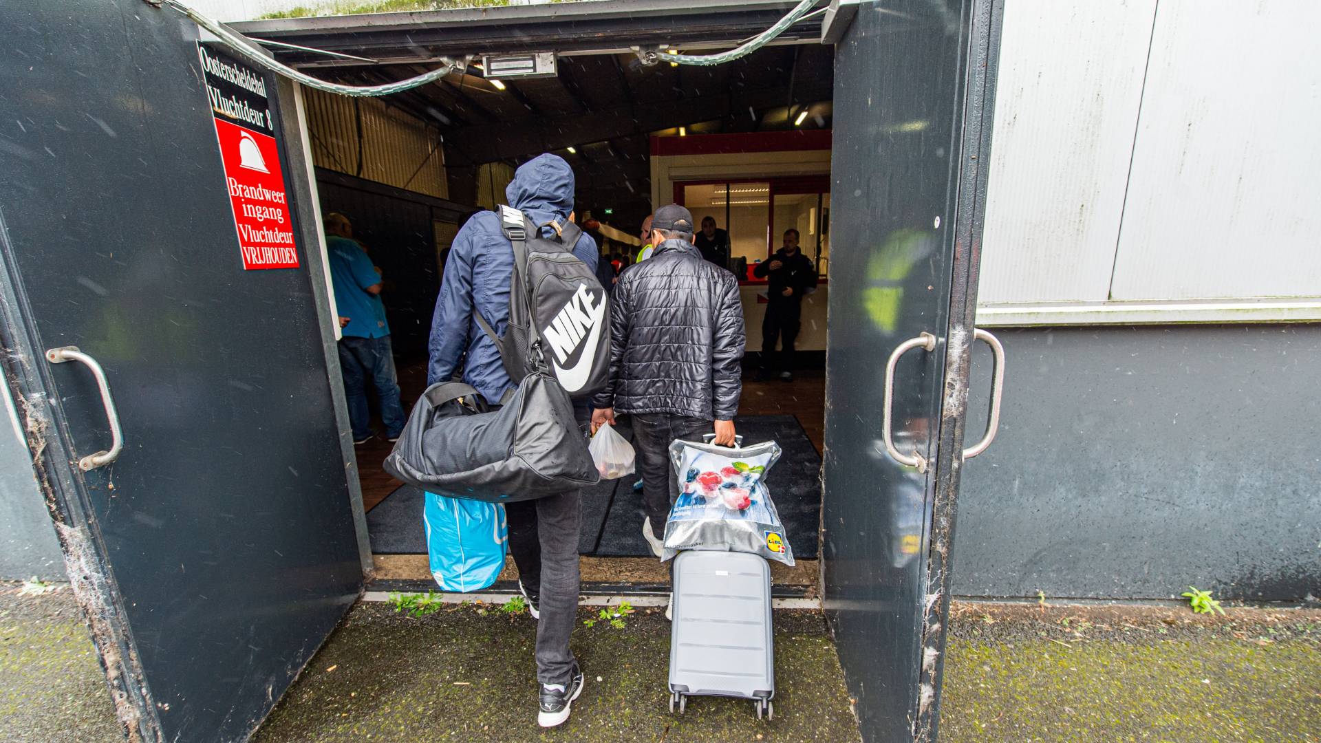 رئيس استقبال اللاجئين:هولندا تستخدم معايير مزدوجة في تعاملها مع اللاجئين