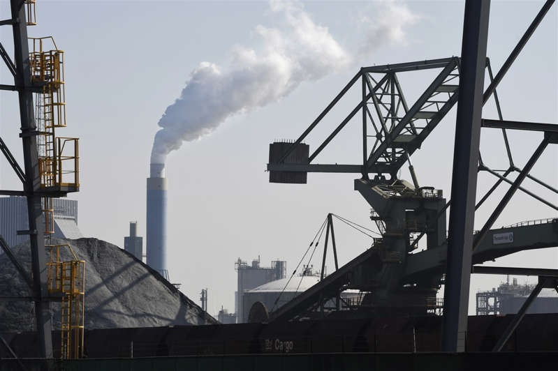 حظر استيراد الفحم الروسي سيضر هولندا بشدة