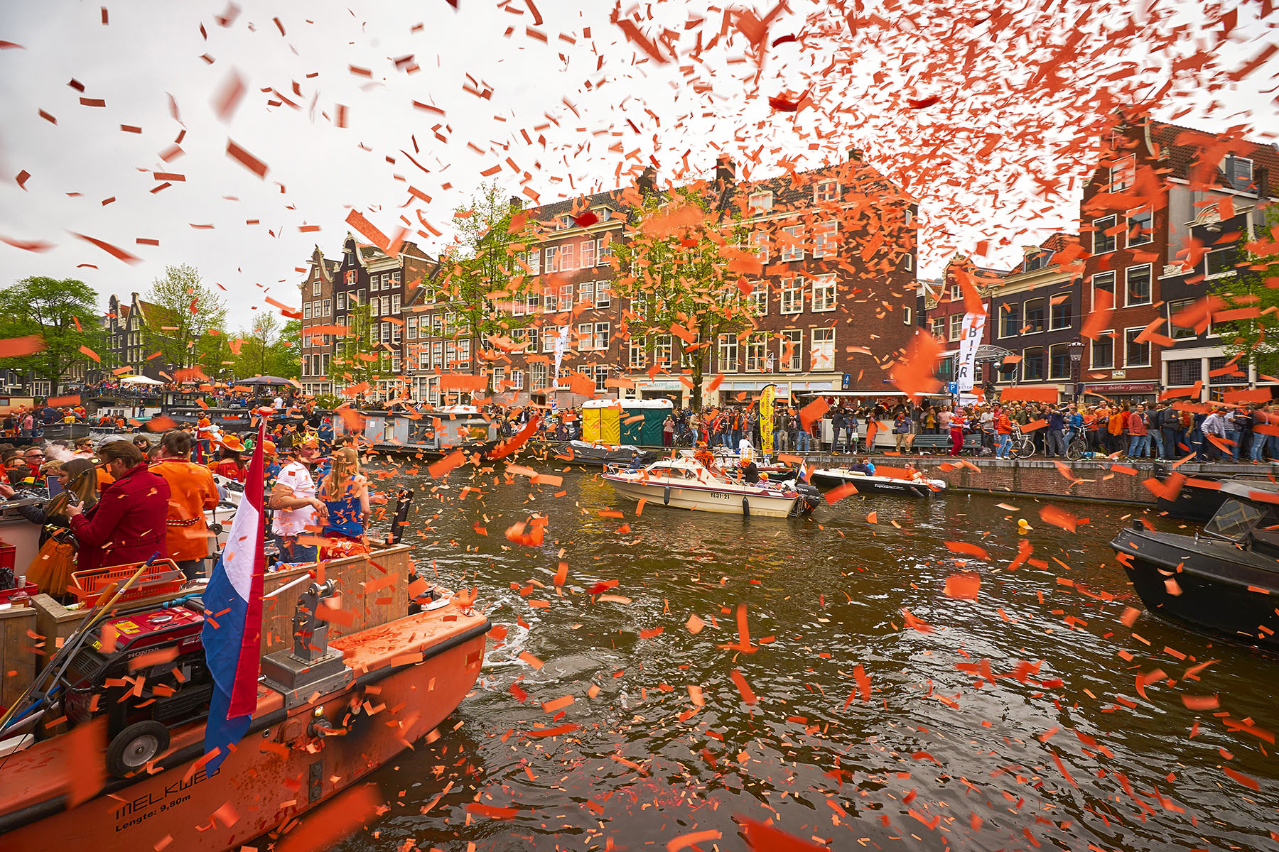 تحتفل هولندا بليلة الملك بعد عامين من الوباء