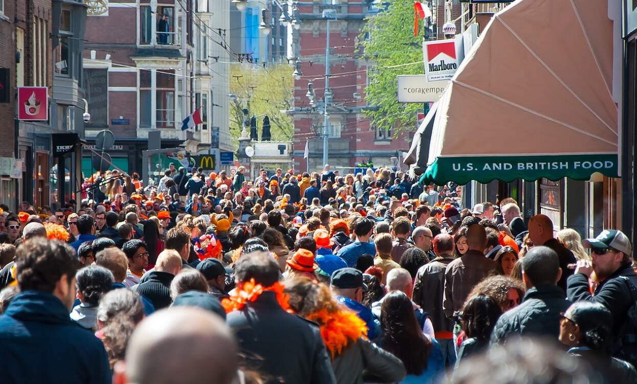 يستمر عدد السكان الهولنديين في النمو بسبب مستويات الهجرة القياسية